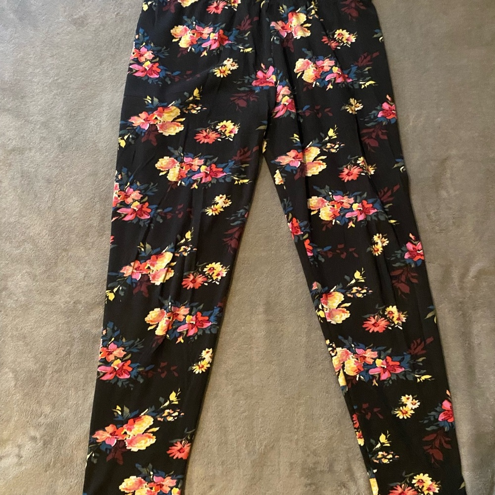 Floral Black Leggings